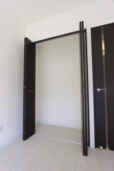 収納　※別部屋の写真です