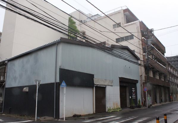 ショッピングセンター　unico(ウニコ)（ショッピングセンター）まで2106m