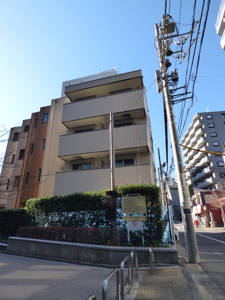 建物外観　東横フラワー緑道沿いに立地