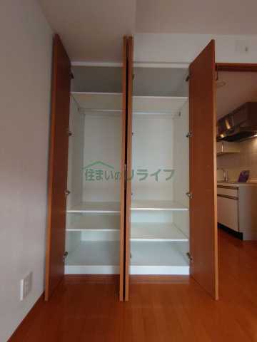 収納　レジディア池袋