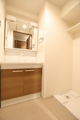 洗面設備　※同型タイプの為、現状優先