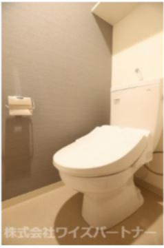 トイレ　※同型タイプの為、現状優先
