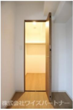 収納　※同型タイプの為、現状優先