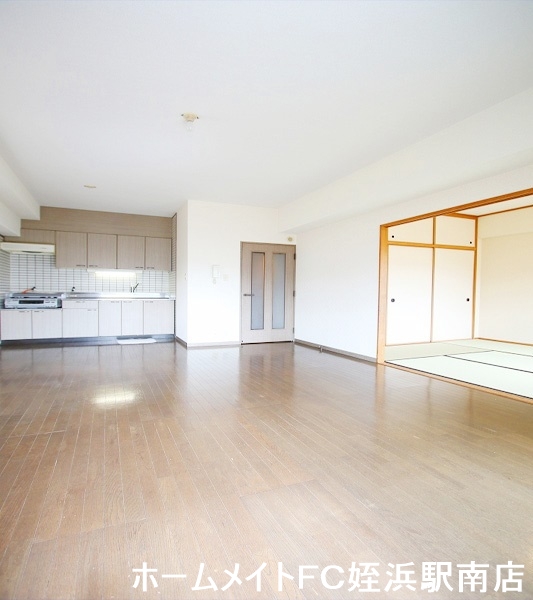 居室・リビング　★広々３ＬＤＫマンション★参考写真