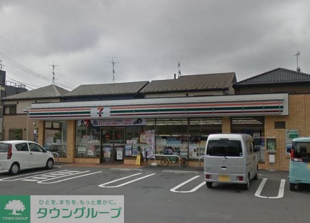 コンビニ　セブンイレブンさいたま曲本3丁目店（コンビニ）まで718m