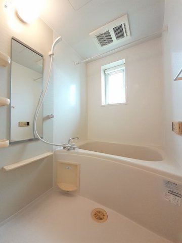 バス・シャワールーム　日々の疲れを癒すお風呂付です