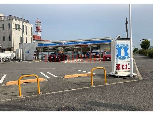 コンビニ　ローソン茨木平田一丁目店（コンビニ）まで593m