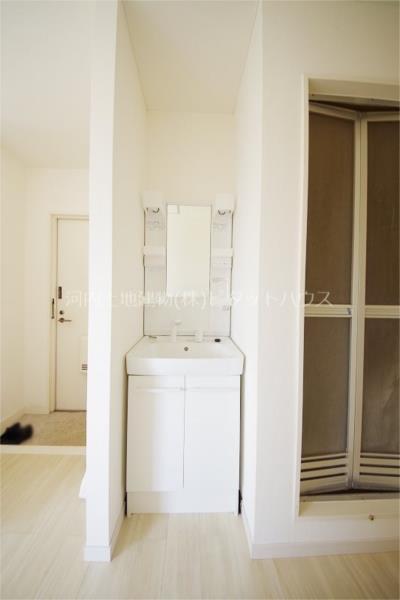 洗面設備　洗面所