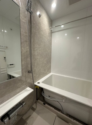 バス・シャワールーム　☆ゆったりくつろげるお風呂☆