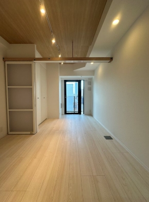 居室・リビング　☆明るい洋室☆