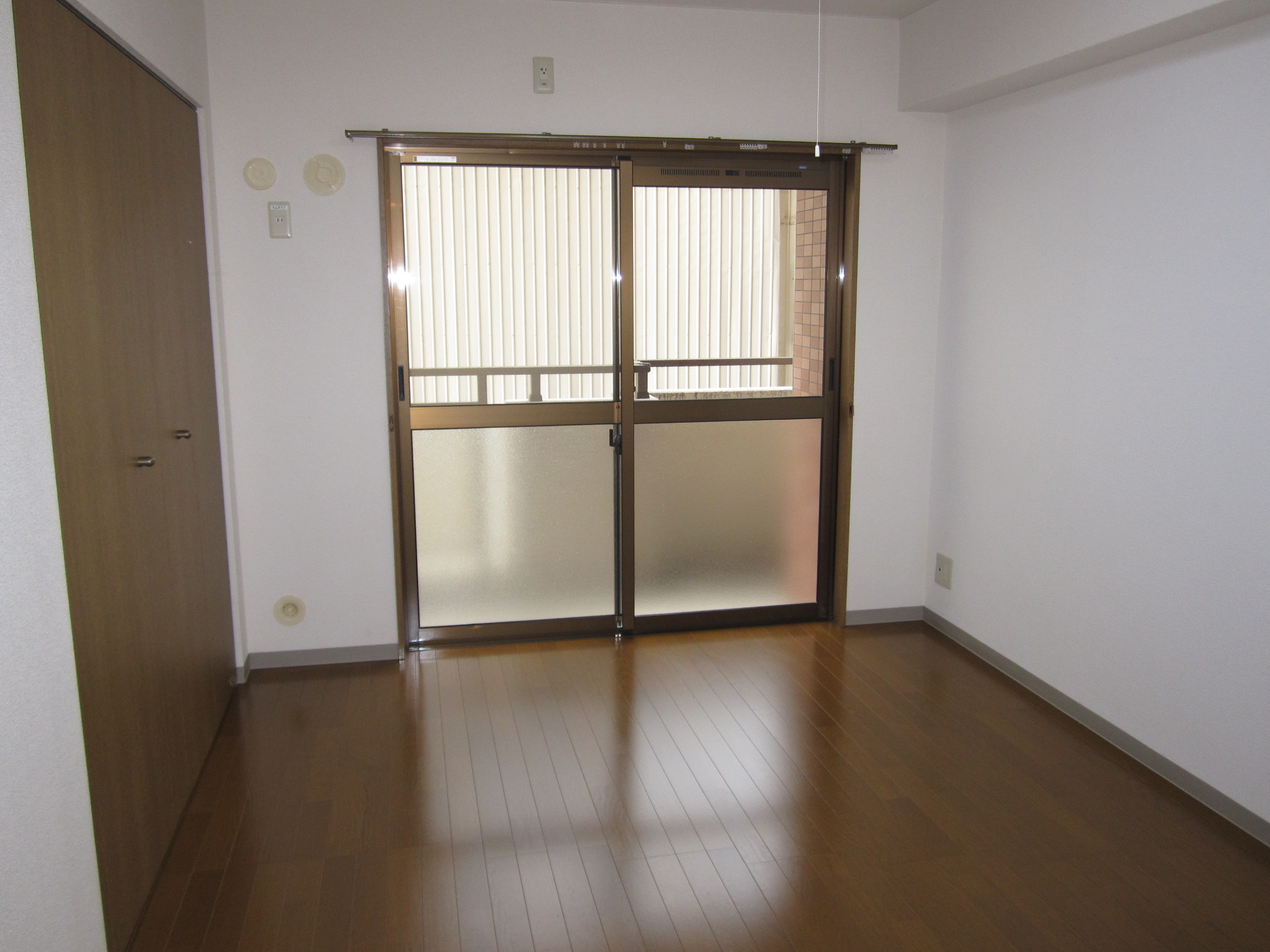 その他部屋・スペース　洋室６帖