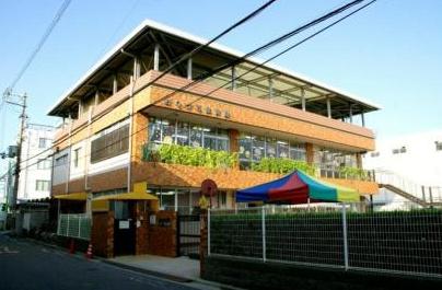 小学校　東大阪市立桜橋小学校（小学校）まで643m