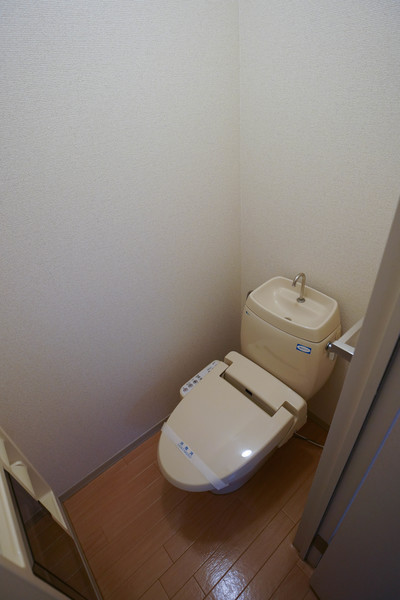 トイレ　同じ建物の別なお部屋