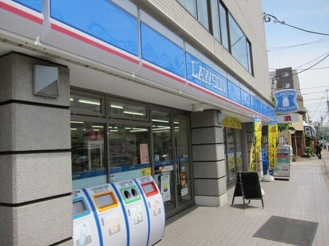 コンビニ　ローソン板橋清水町店（コンビニ）まで445m