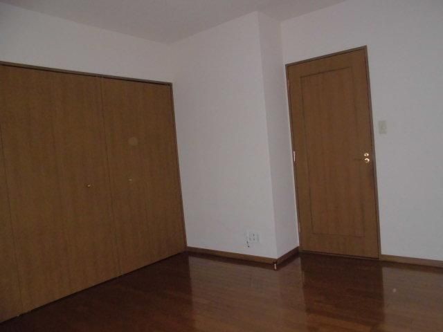 収納　※別部屋写真参照