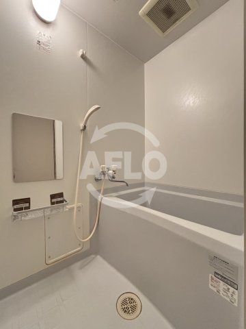 バス・シャワールーム　プレミアム新町III　浴室