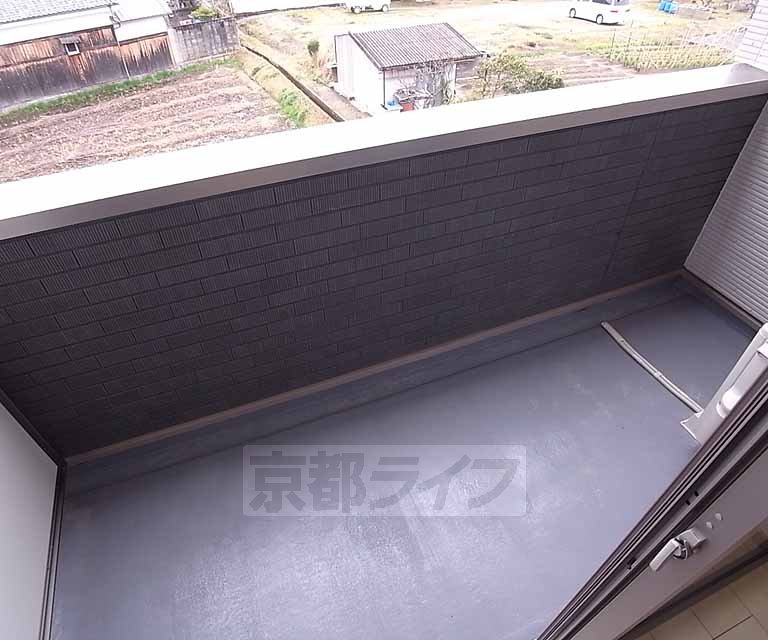 バルコニー　東向きのバルコニーです。