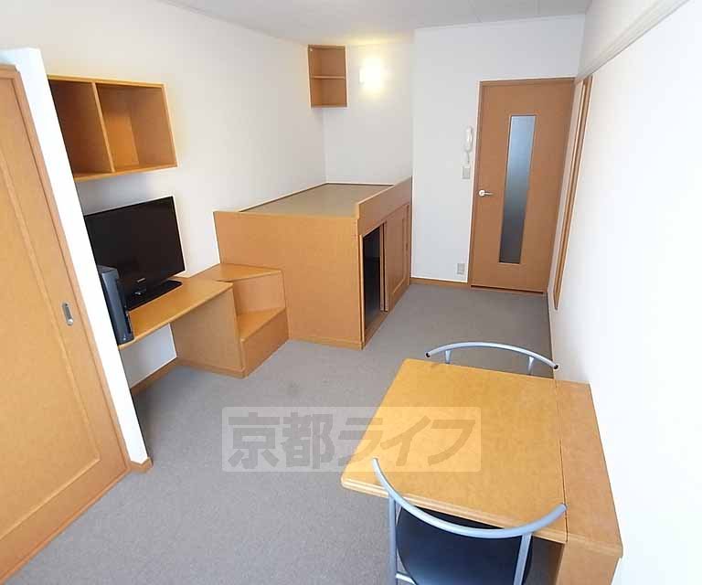 居室・リビング　８．１帖の洋室です。