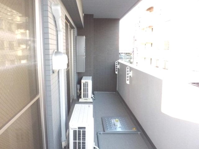 バルコニー　別部屋同仕様