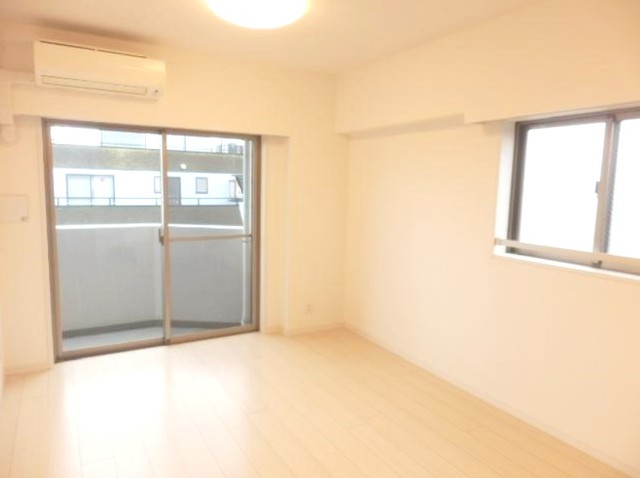 居室・リビング　別部屋同仕様