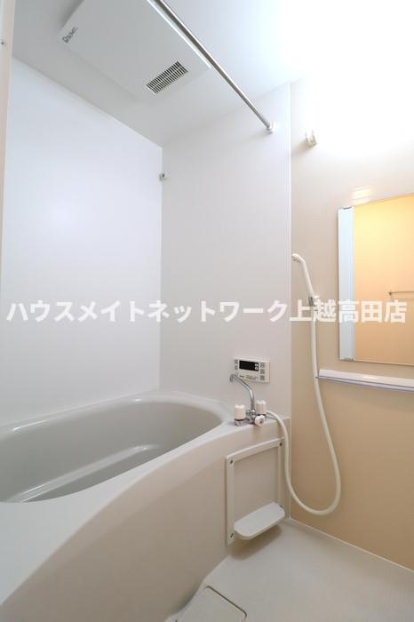 バス・シャワールーム　浴室