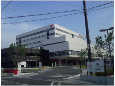 病院　赤十字病院（病院）まで682m