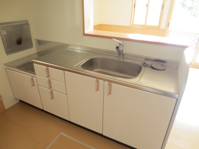 キッチン　別の部屋の写真です