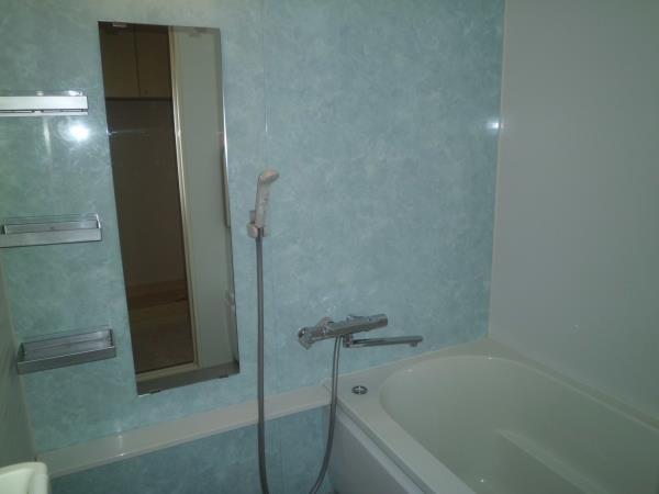 バス・シャワールーム　バス※別部屋参考写真