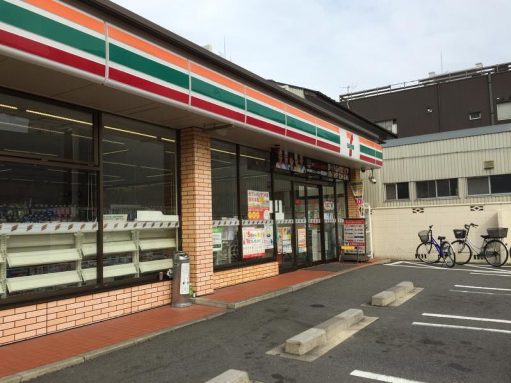 コンビニ　セブンイレブン 名古屋桜山町1丁目店（コンビニ）まで343m