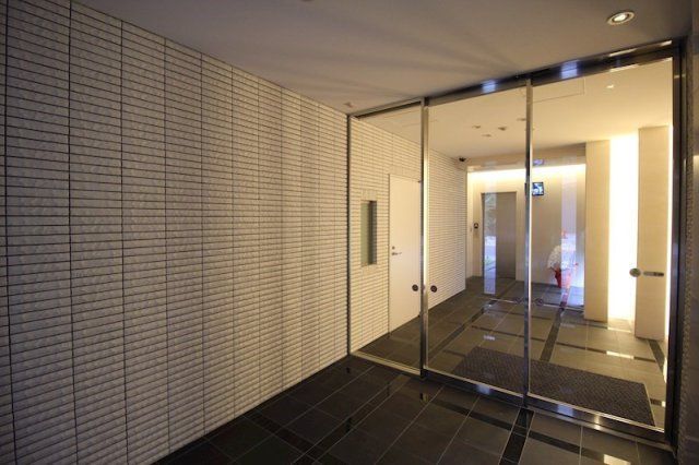 ロビー　落ち着いたロビーです