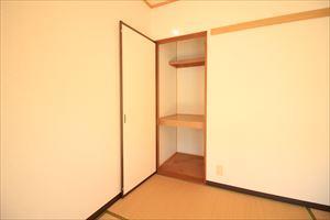 玄関　和室収納