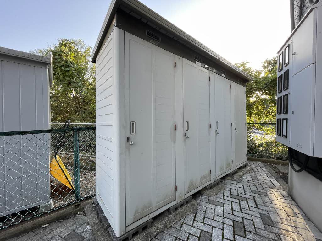 建物外観　ストッカー