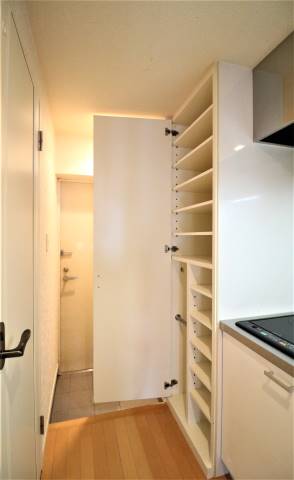 玄関　大容量のシューズボックスです