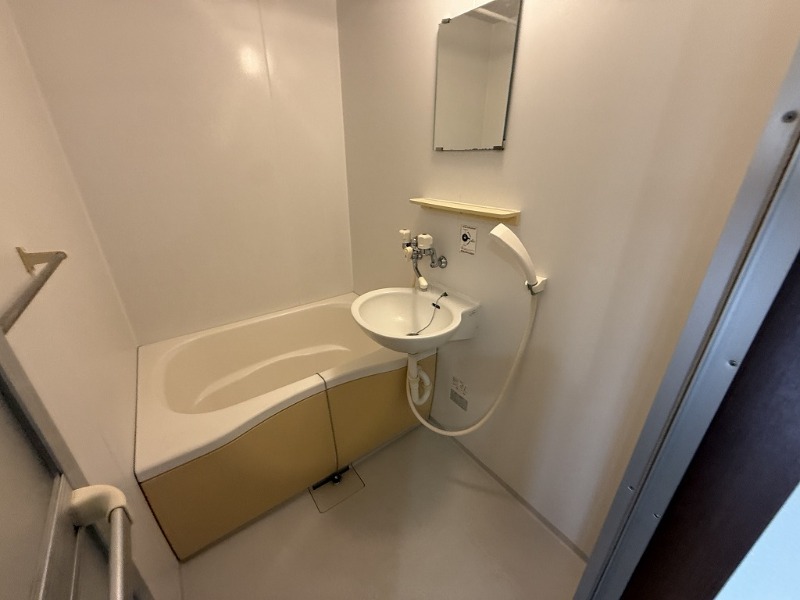 バス・シャワールーム　バス