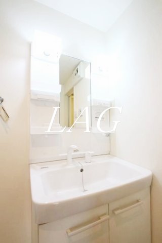 洗面設備　洗面台です。