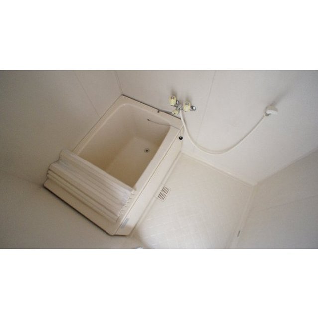 バス・シャワールーム　バス（同仕様タイプ）