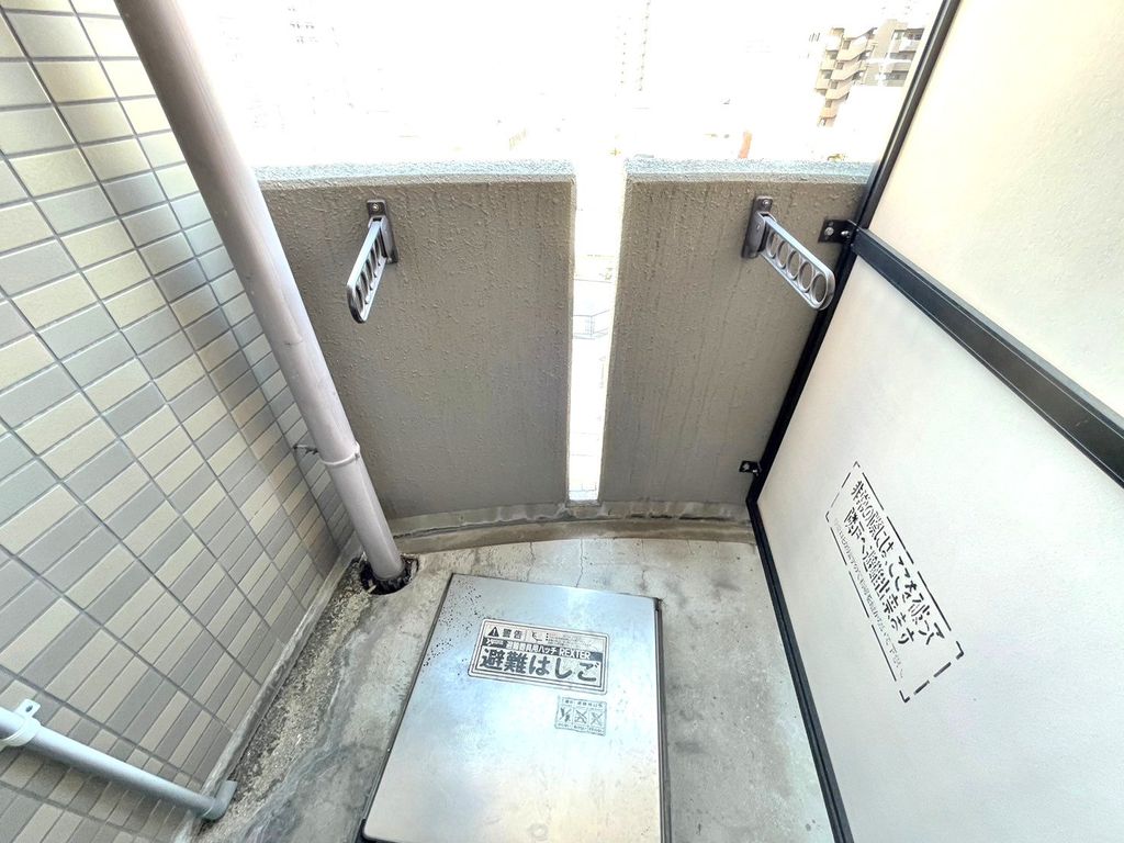 バルコニー　バルコニー