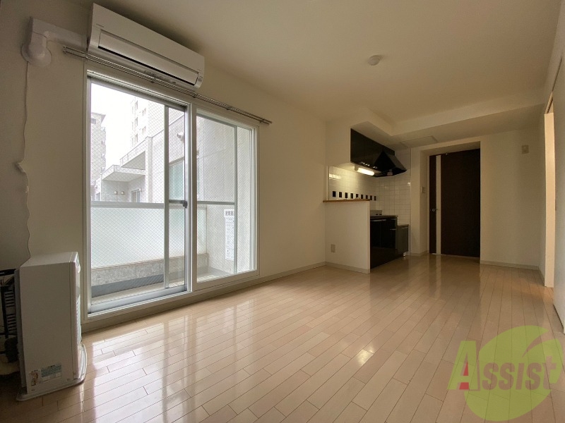 居室・リビング　広くてキレイなお部屋が広がっていて、充実した生活が送れそう。