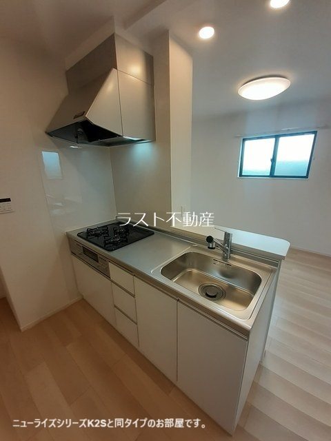 キッチン　写真は同タイプのお部屋です。現状とは異なります。