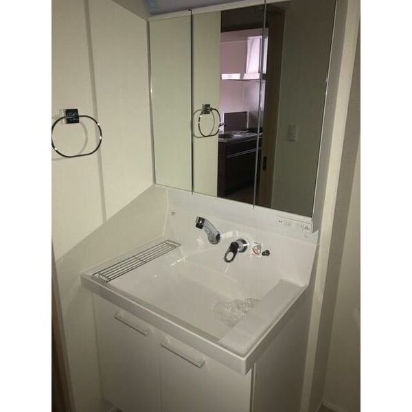 洗面設備　※別室の参考写真の為、現況優先です。