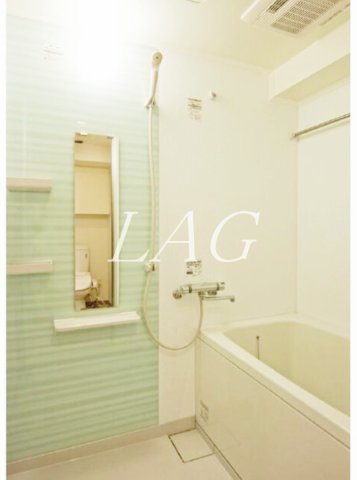 バス・シャワールーム　お風呂です。