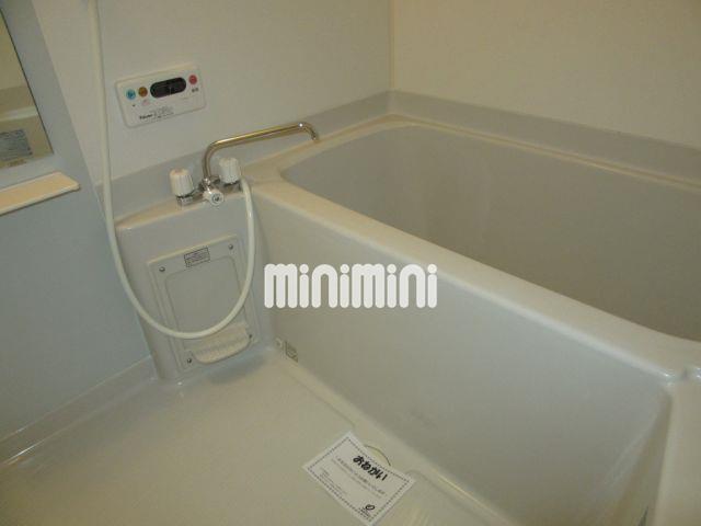 バス・シャワールーム　日々の疲れを癒すお風呂です。