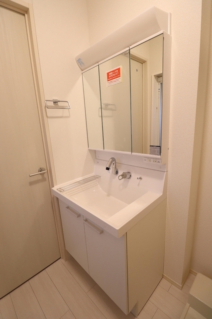 洗面設備　洗髪洗面化粧台