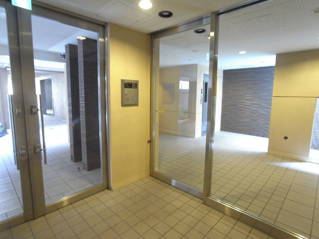 エントランス　エントランス