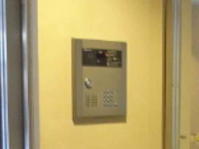 セキュリティ　オートロック完備