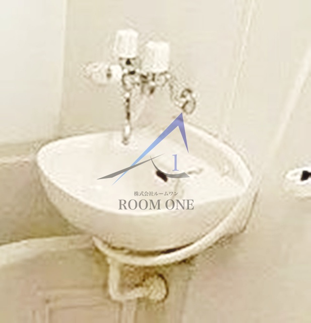 洗面設備　洗面台です。