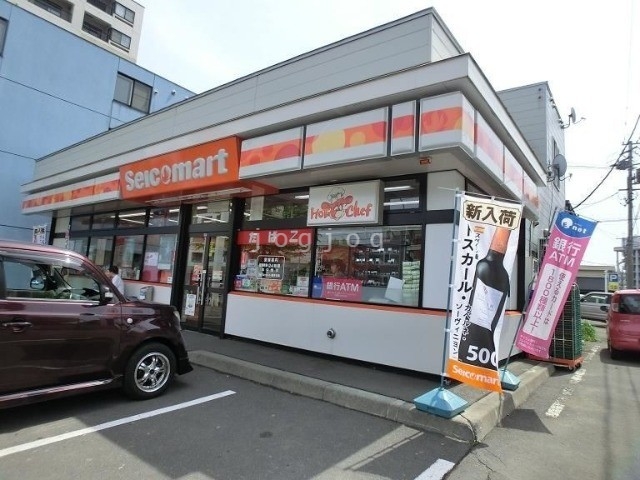 コンビニ　セイコーマート豊平6条店（コンビニ）まで763m