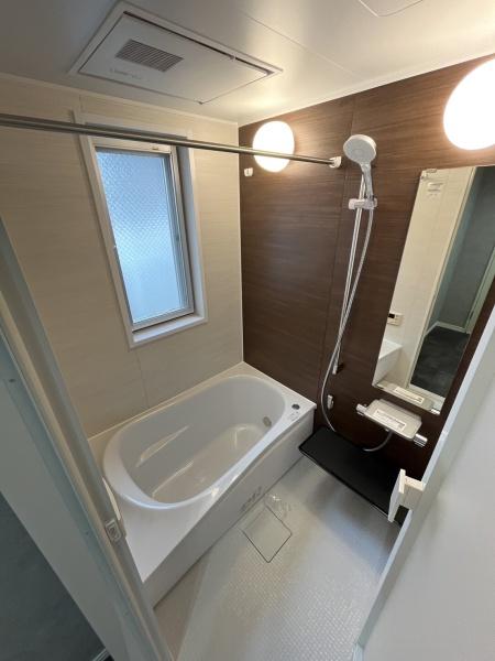 バス・シャワールーム　追いだき付のお風呂