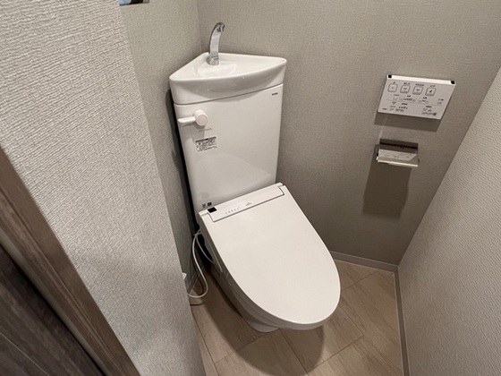 トイレ　※別部屋の写真です