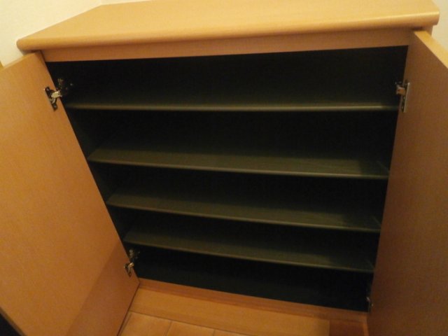 玄関　シューズボックス